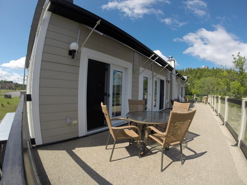 Auberge sur le lac Témiscouata Temiscouata Sur Le Lac Exterior foto