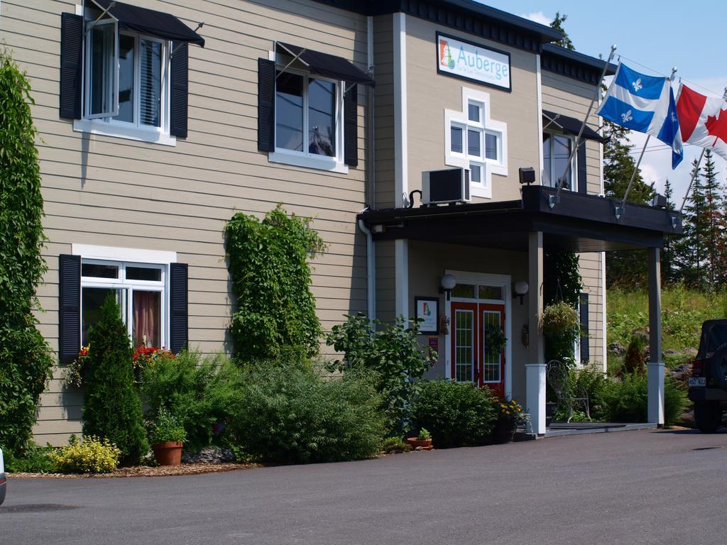 Auberge sur le lac Témiscouata Temiscouata Sur Le Lac Exterior foto